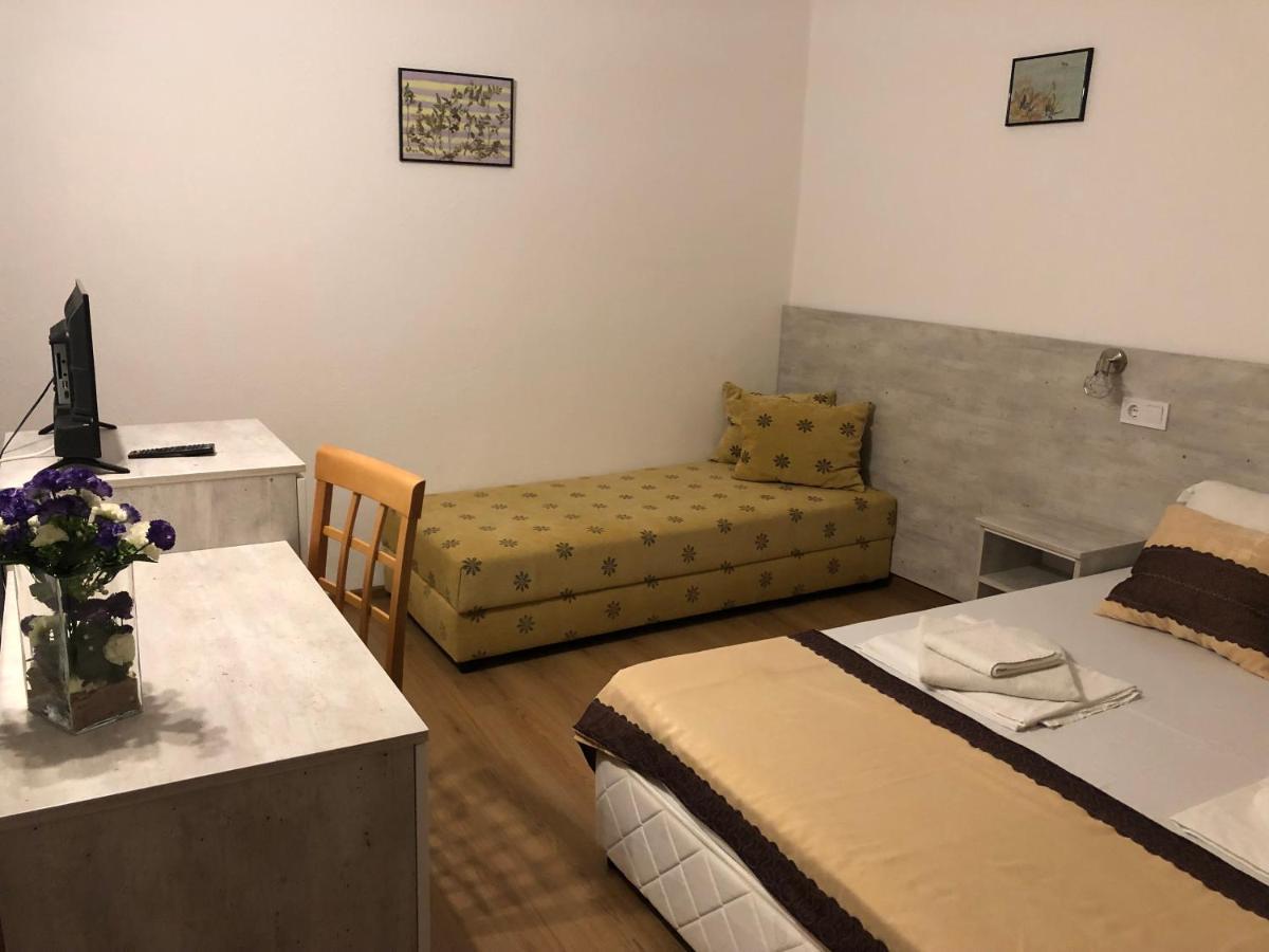 Guest Rooms Southern Nights Varvara  Luaran gambar