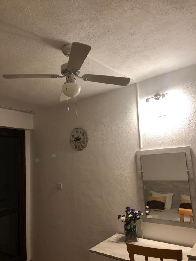 Guest Rooms Southern Nights Varvara  Luaran gambar